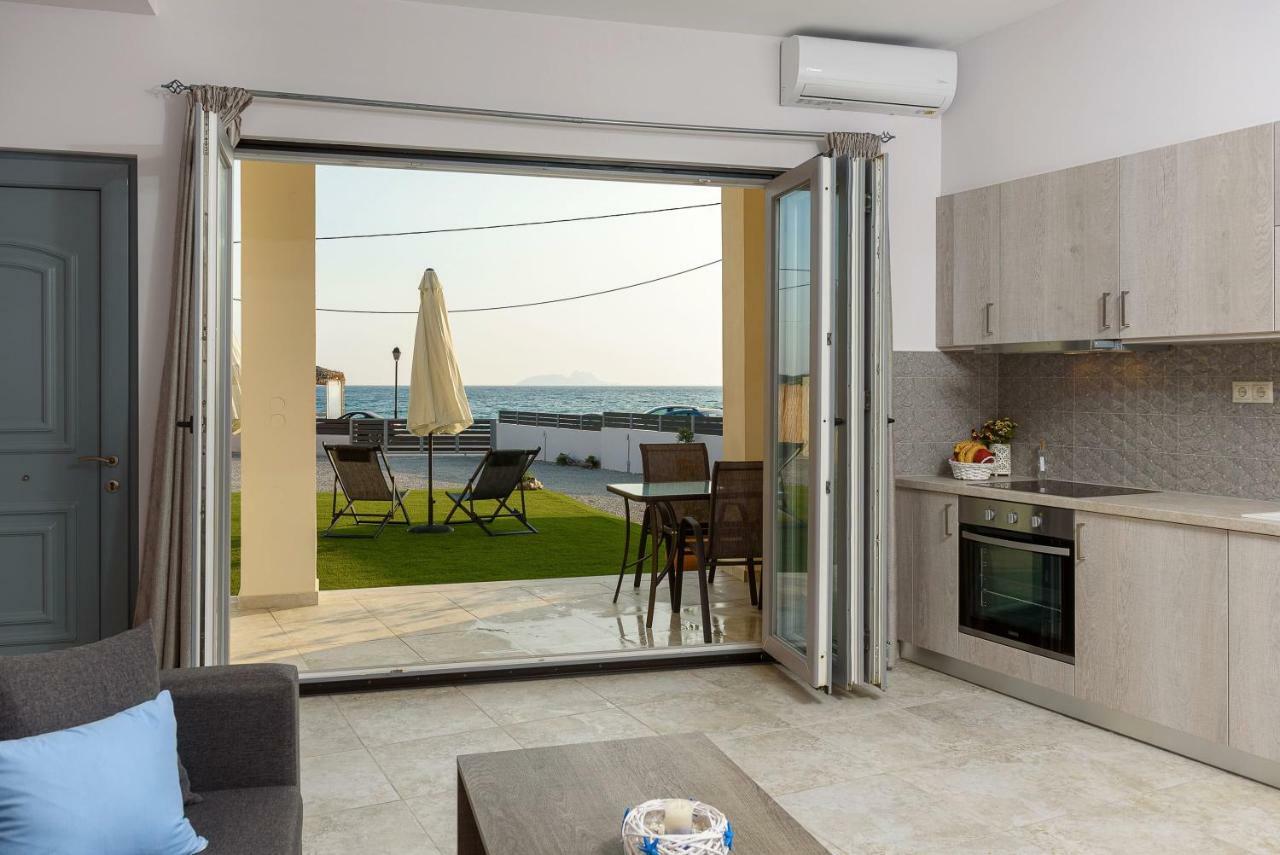 Coral Sea Apartment Kokkinos Pirgos Exterior foto